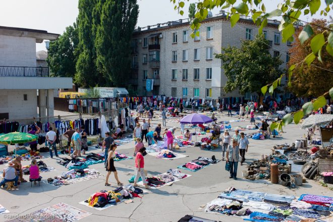 Moldova Chisinau Fleamarket at trainstation central